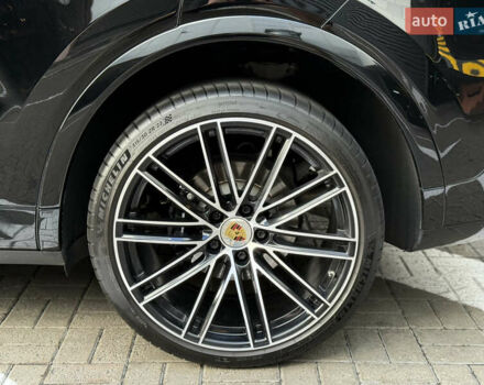Чорний Порше Cayenne, об'ємом двигуна 2.9 л та пробігом 60 тис. км за 73500 $, фото 13 на Automoto.ua