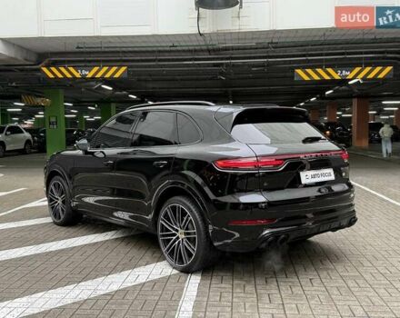 Чорний Порше Cayenne, об'ємом двигуна 2.89 л та пробігом 60 тис. км за 72990 $, фото 4 на Automoto.ua
