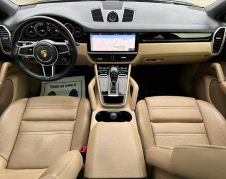 Чорний Порше Cayenne, об'ємом двигуна 3 л та пробігом 31 тис. км за 55500 $, фото 6 на Automoto.ua