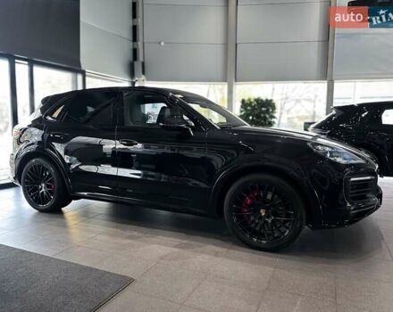 Черный Порше Каен, объемом двигателя 4 л и пробегом 34 тыс. км за 95000 $, фото 3 на Automoto.ua