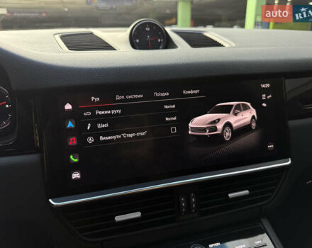 Чорний Порше Cayenne, об'ємом двигуна 2.9 л та пробігом 60 тис. км за 73500 $, фото 22 на Automoto.ua