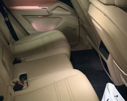 Чорний Порше Cayenne, об'ємом двигуна 3 л та пробігом 1 тис. км за 117500 $, фото 9 на Automoto.ua