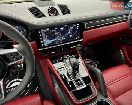 Черный Порше Каен, объемом двигателя 4 л и пробегом 57 тыс. км за 109900 $, фото 82 на Automoto.ua