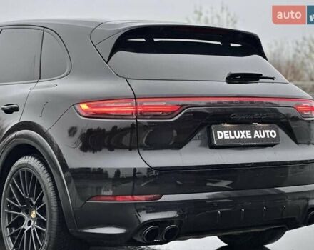 Черный Порше Каен, объемом двигателя 4 л и пробегом 57 тыс. км за 109900 $, фото 22 на Automoto.ua