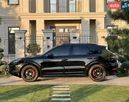 Чорний Порше Cayenne, об'ємом двигуна 4 л та пробігом 21 тис. км за 88000 $, фото 12 на Automoto.ua