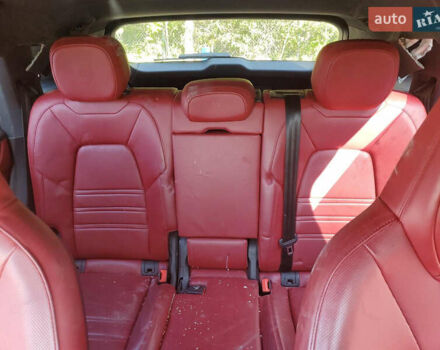 Чорний Порше Cayenne, об'ємом двигуна 3 л та пробігом 36 тис. км за 30000 $, фото 9 на Automoto.ua