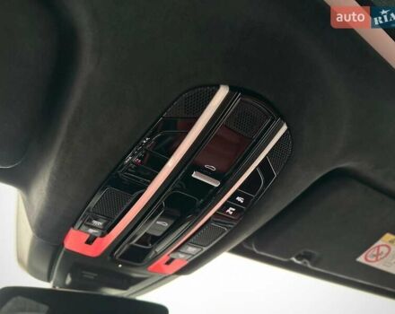 Черный Порше Каен, объемом двигателя 4 л и пробегом 57 тыс. км за 109900 $, фото 93 на Automoto.ua