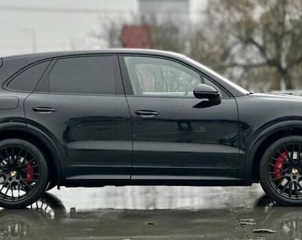Черный Порше Каен, объемом двигателя 4 л и пробегом 57 тыс. км за 109900 $, фото 26 на Automoto.ua