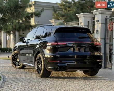Чорний Порше Cayenne, об'ємом двигуна 4 л та пробігом 21 тис. км за 88000 $, фото 10 на Automoto.ua