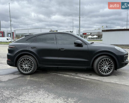 Порше Cayenne 2022 у Києві на Automoto.ua Чорний Порше Cayenne, об'ємом двигуна 3 л та пробігом 50 тис. км за 92000 $, фото 2 на Automoto.ua
