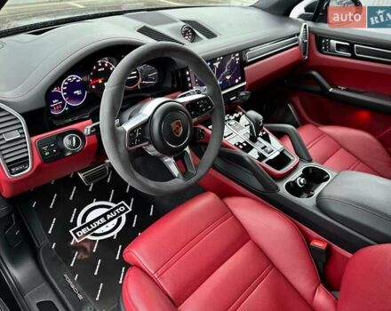 Черный Порше Каен, объемом двигателя 4 л и пробегом 57 тыс. км за 109900 $, фото 46 на Automoto.ua