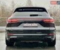 Черный Порше Каен, объемом двигателя 4 л и пробегом 57 тыс. км за 109900 $, фото 27 на Automoto.ua