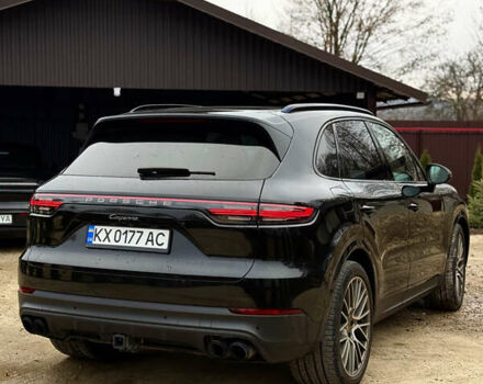 Чорний Порше Cayenne, об'ємом двигуна 3 л та пробігом 45 тис. км за 73000 $, фото 3 на Automoto.ua