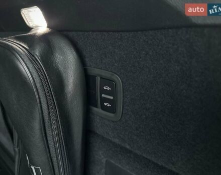 Черный Порше Каен, объемом двигателя 4 л и пробегом 57 тыс. км за 109900 $, фото 41 на Automoto.ua