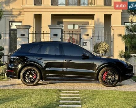 Чорний Порше Cayenne, об'ємом двигуна 4 л та пробігом 21 тис. км за 88000 $, фото 2 на Automoto.ua