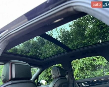 Чорний Порше Cayenne, об'ємом двигуна 4 л та пробігом 21 тис. км за 88000 $, фото 28 на Automoto.ua