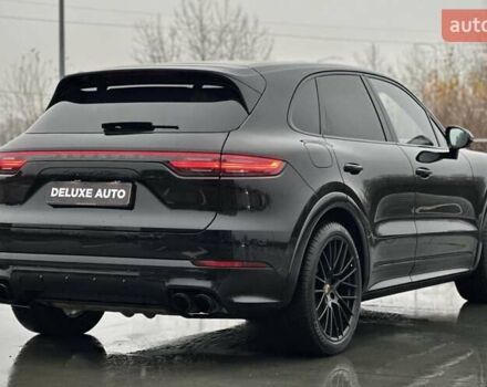 Черный Порше Каен, объемом двигателя 4 л и пробегом 57 тыс. км за 109900 $, фото 23 на Automoto.ua