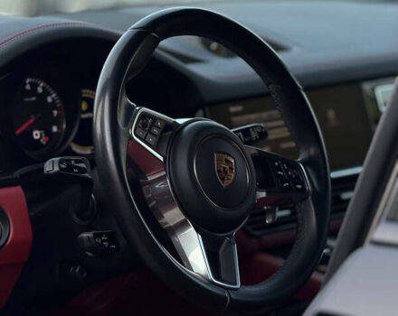 Чорний Порше Cayenne, об'ємом двигуна 2.89 л та пробігом 60 тис. км за 79800 $, фото 7 на Automoto.ua