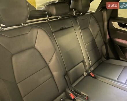 Чорний Порше Cayenne, об'ємом двигуна 3 л та пробігом 64 тис. км за 101020 $, фото 40 на Automoto.ua