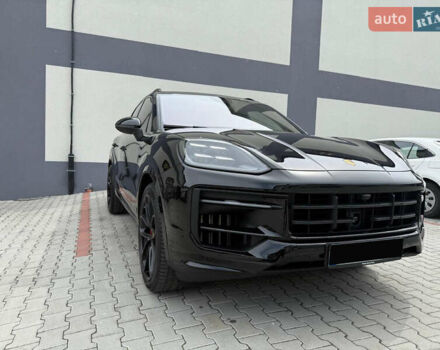 Чорний Порше Cayenne, об'ємом двигуна 4 л та пробігом 20 тис. км за 144999 $, фото 4 на Automoto.ua