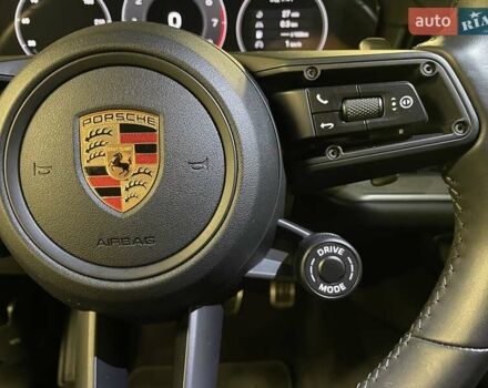 Чорний Порше Cayenne, об'ємом двигуна 3 л та пробігом 64 тис. км за 99446 $, фото 48 на Automoto.ua