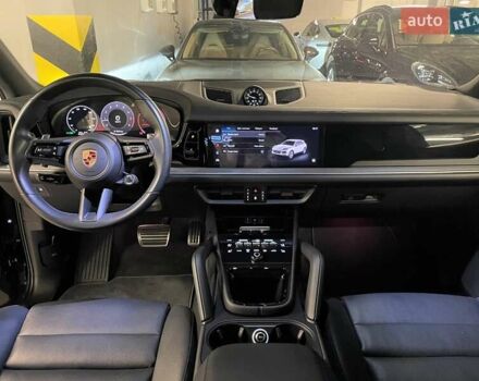 Чорний Порше Cayenne, об'ємом двигуна 3 л та пробігом 64 тис. км за 99446 $, фото 34 на Automoto.ua