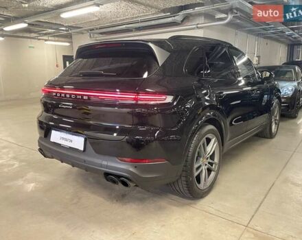 Чорний Порше Cayenne, об'ємом двигуна 3 л та пробігом 64 тис. км за 99446 $, фото 6 на Automoto.ua
