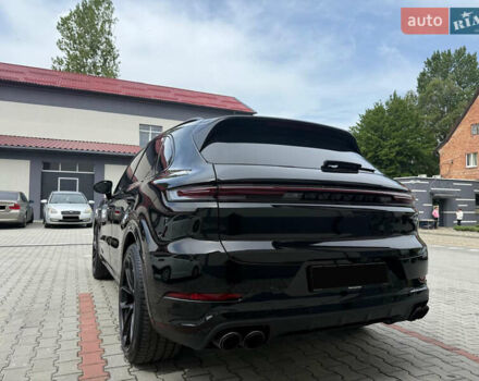 Чорний Порше Cayenne, об'ємом двигуна 4 л та пробігом 20 тис. км за 144999 $, фото 6 на Automoto.ua