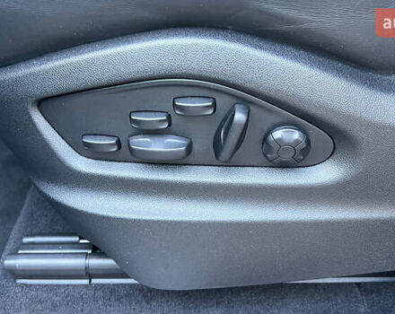 Чорний Порше Cayenne, об'ємом двигуна 3 л та пробігом 86 тис. км за 109999 $, фото 11 на Automoto.ua