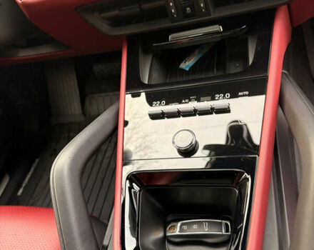 Чорний Порше Cayenne, об'ємом двигуна 3 л та пробігом 40 тис. км за 126000 $, фото 11 на Automoto.ua