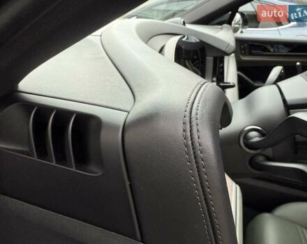 Чорний Порше Cayenne, об'ємом двигуна 3 л та пробігом 19 тис. км за 159555 $, фото 27 на Automoto.ua