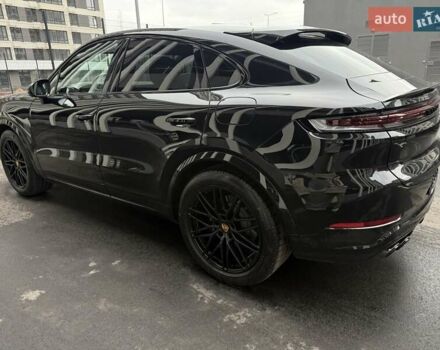 Чорний Порше Cayenne, об'ємом двигуна 3 л та пробігом 19 тис. км за 159555 $, фото 55 на Automoto.ua