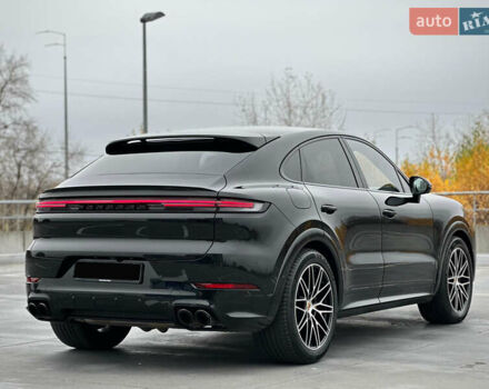 Черный Порше Каен, объемом двигателя 4 л и пробегом 18 тыс. км за 175000 $, фото 27 на Automoto.ua