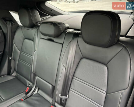 Черный Порше Каен, объемом двигателя 4 л и пробегом 18 тыс. км за 175000 $, фото 53 на Automoto.ua