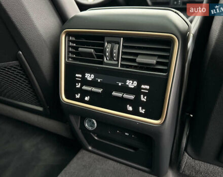 Черный Порше Каен, объемом двигателя 4 л и пробегом 18 тыс. км за 175000 $, фото 80 на Automoto.ua