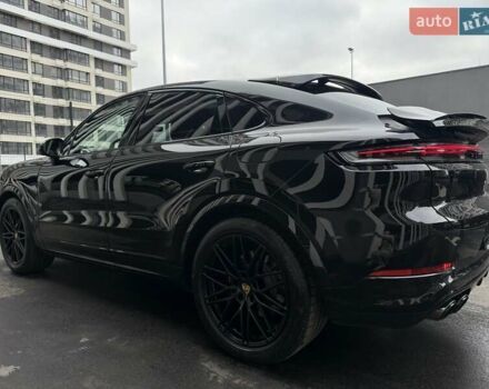 Чорний Порше Cayenne, об'ємом двигуна 3 л та пробігом 19 тис. км за 159555 $, фото 38 на Automoto.ua