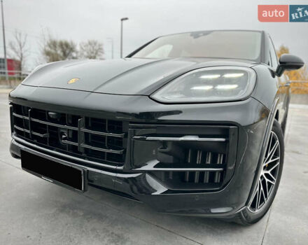 Черный Порше Каен, объемом двигателя 4 л и пробегом 18 тыс. км за 175000 $, фото 7 на Automoto.ua