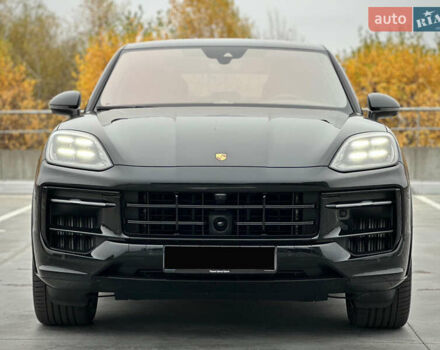 Черный Порше Каен, объемом двигателя 4 л и пробегом 18 тыс. км за 175000 $, фото 4 на Automoto.ua