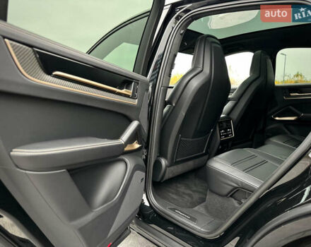 Черный Порше Каен, объемом двигателя 4 л и пробегом 18 тыс. км за 175000 $, фото 55 на Automoto.ua