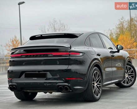 Черный Порше Каен, объемом двигателя 4 л и пробегом 18 тыс. км за 175000 $, фото 16 на Automoto.ua