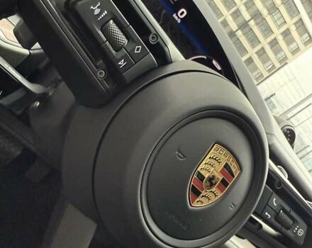 Чорний Порше Cayenne, об'ємом двигуна 3 л та пробігом 19 тис. км за 159555 $, фото 25 на Automoto.ua