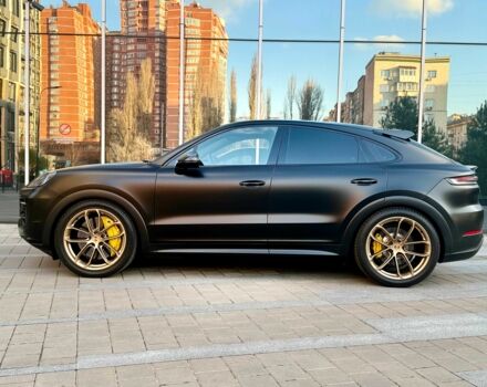 Чорний Порше Cayenne, об'ємом двигуна 4 л та пробігом 5 тис. км за 210000 $, фото 4 на Automoto.ua