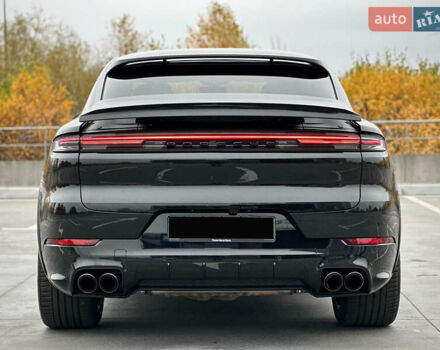 Черный Порше Каен, объемом двигателя 4 л и пробегом 18 тыс. км за 175000 $, фото 33 на Automoto.ua