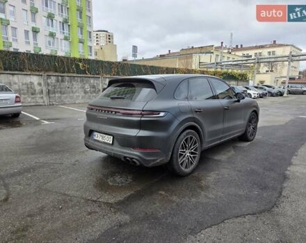 Черный Порше Каен, объемом двигателя 4 л и пробегом 15 тыс. км за 165000 $, фото 3 на Automoto.ua