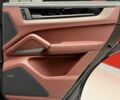 Чорний Порше Cayenne, об'ємом двигуна 3 л та пробігом 2 тис. км за 152700 $, фото 47 на Automoto.ua