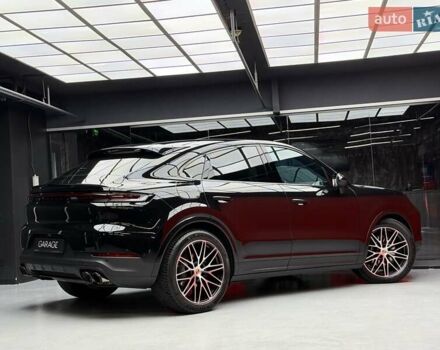 Чорний Порше Cayenne, об'ємом двигуна 3 л та пробігом 2 тис. км за 152700 $, фото 17 на Automoto.ua