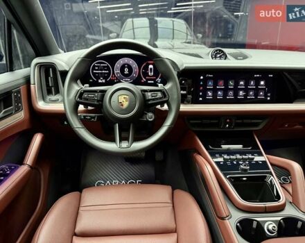 Чорний Порше Cayenne, об'ємом двигуна 3 л та пробігом 2 тис. км за 152700 $, фото 33 на Automoto.ua