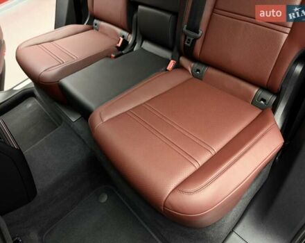 Чорний Порше Cayenne, об'ємом двигуна 3 л та пробігом 2 тис. км за 152700 $, фото 43 на Automoto.ua