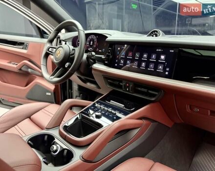 Чорний Порше Cayenne, об'ємом двигуна 3 л та пробігом 2 тис. км за 152700 $, фото 59 на Automoto.ua