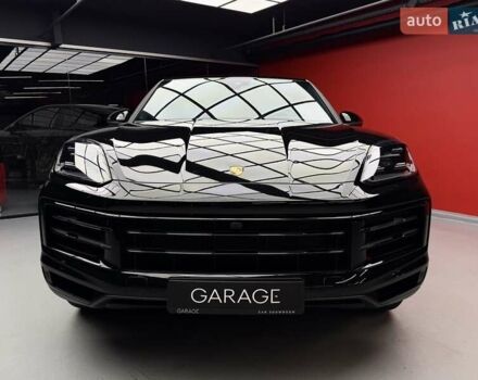Чорний Порше Cayenne, об'ємом двигуна 3 л та пробігом 2 тис. км за 152700 $, фото 2 на Automoto.ua